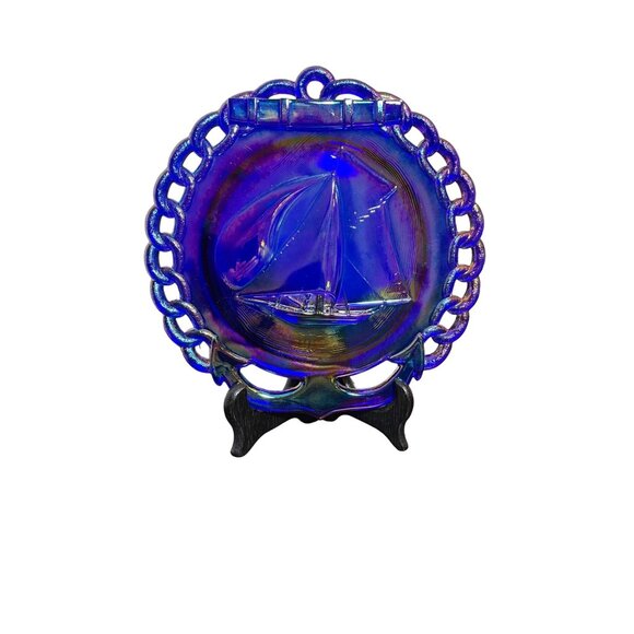 Vintage Westmoreland Cobalt Carnival Glass Sailboat and Anchor Plate - 8" - Picture 1 of 6